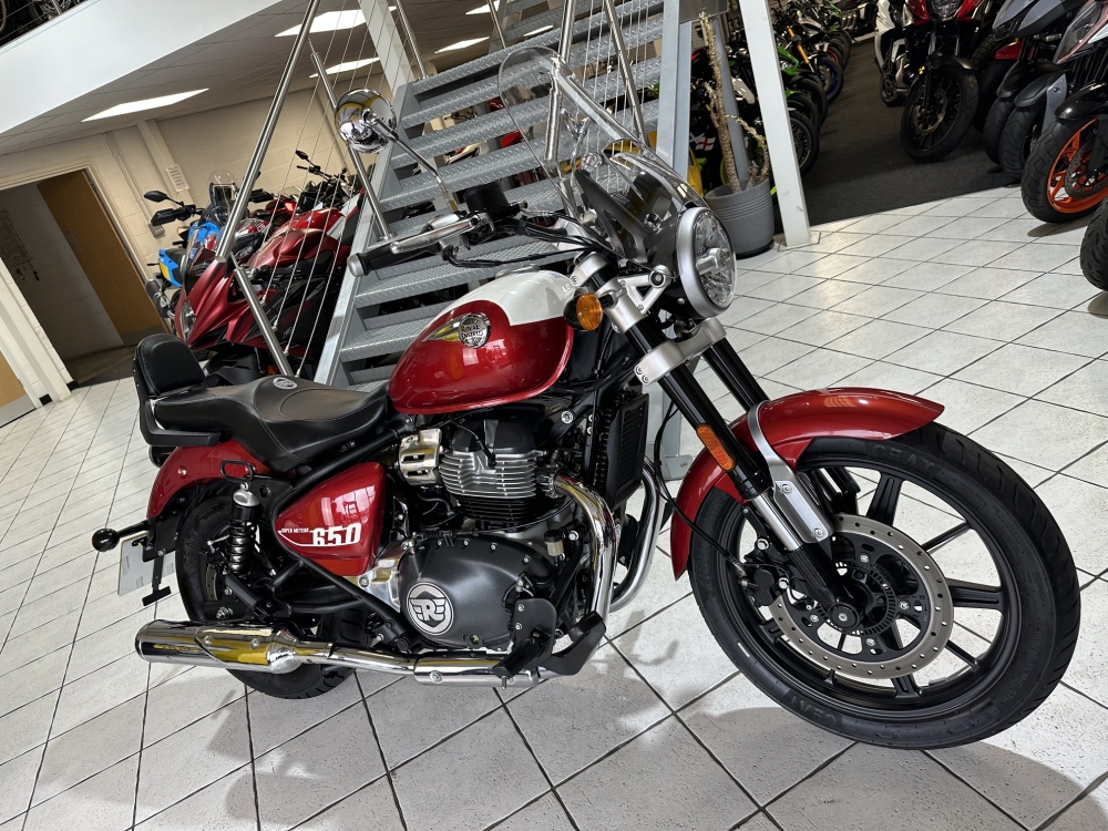 Royal Enfield Super meteor 650