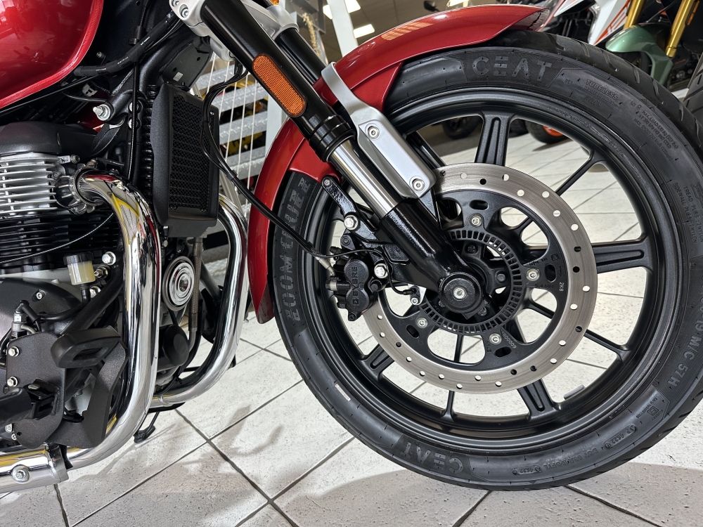 Royal Enfield Super meteor 650