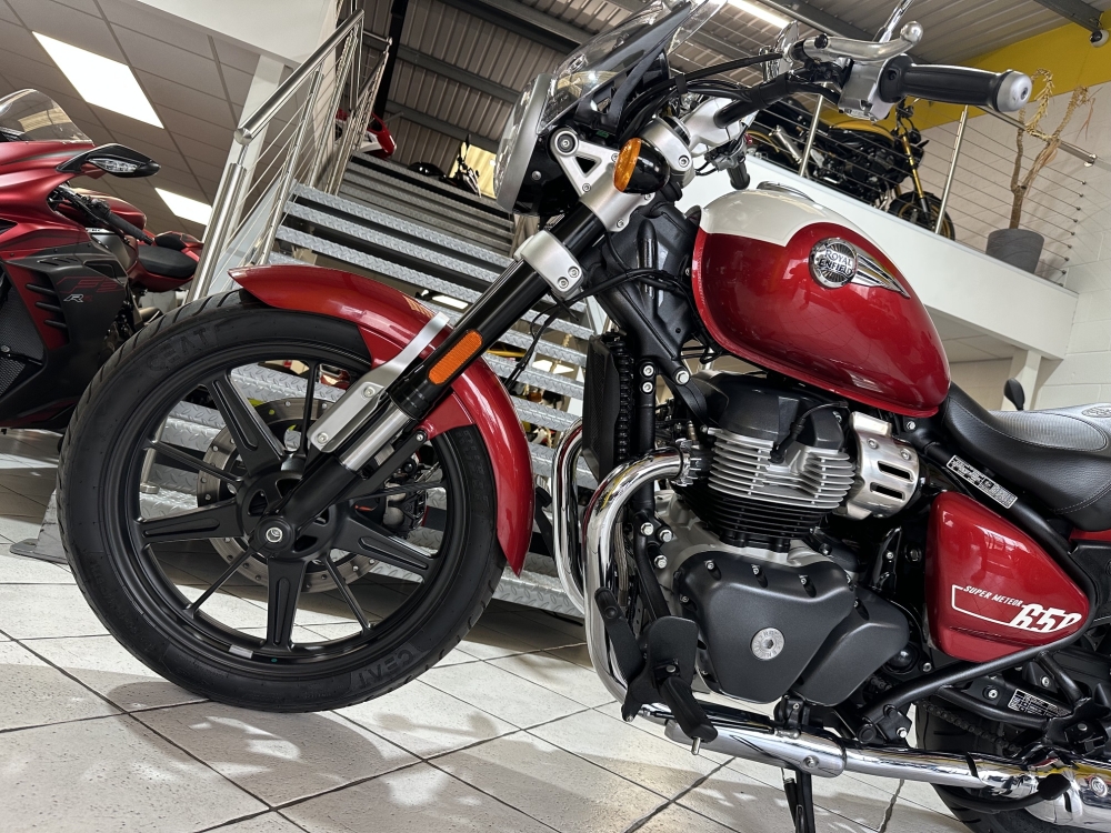 Royal Enfield Super meteor 650