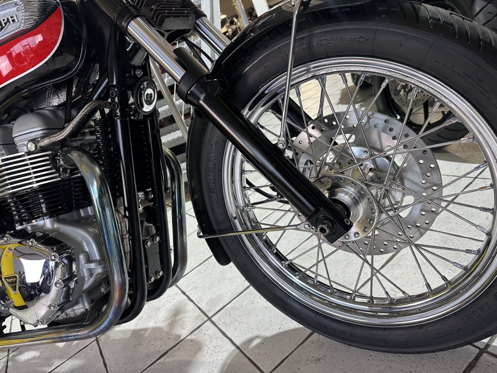 Triumph Bonneville T100