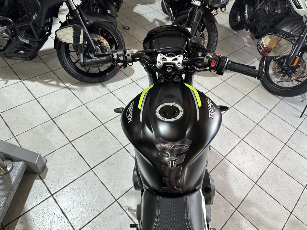 Triumph Street triple 765 RS