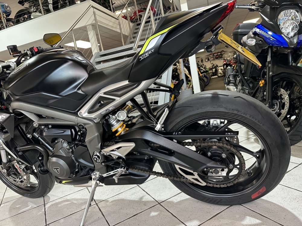 Triumph Street triple 765 RS