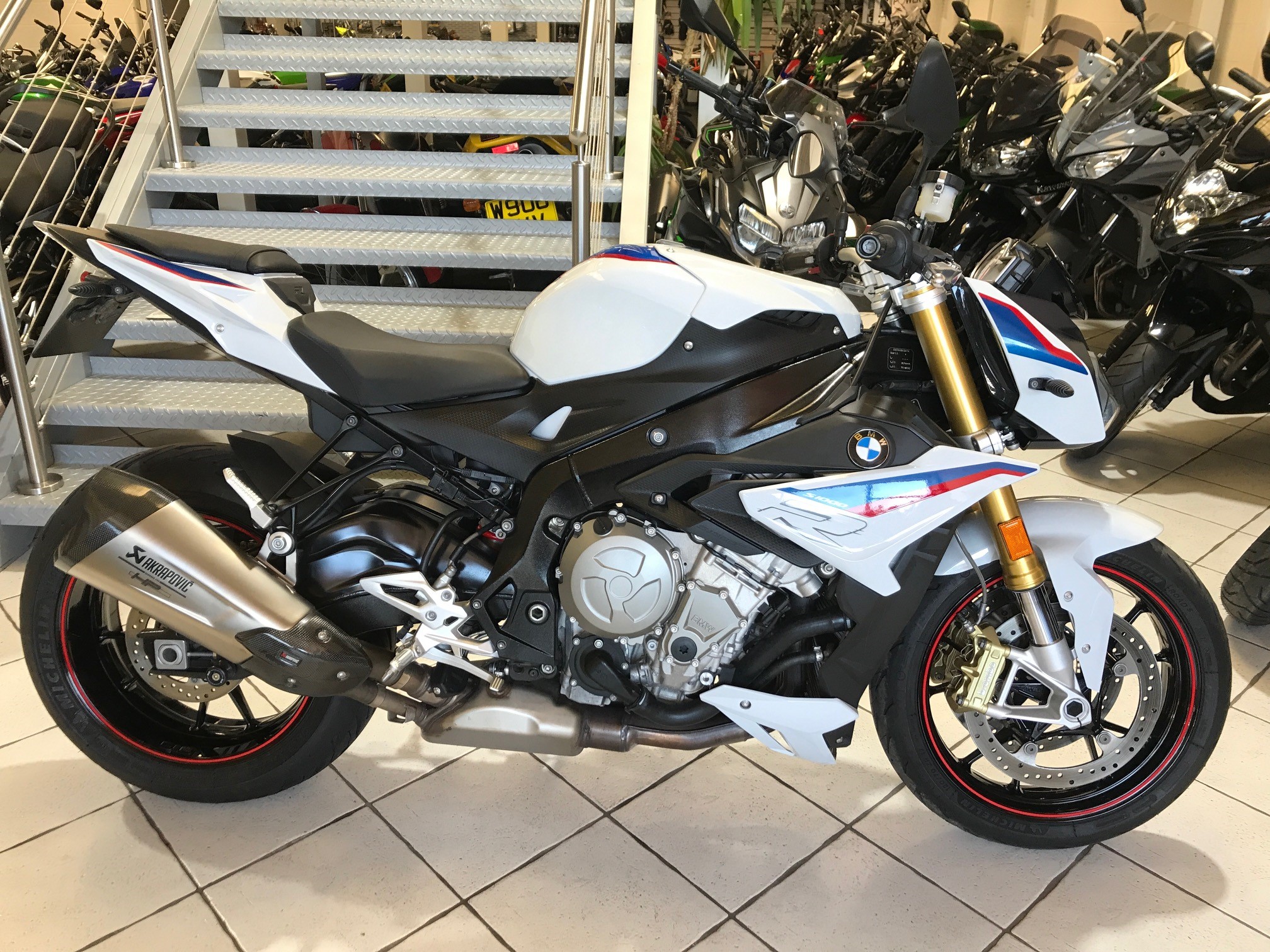 BMW S1000R